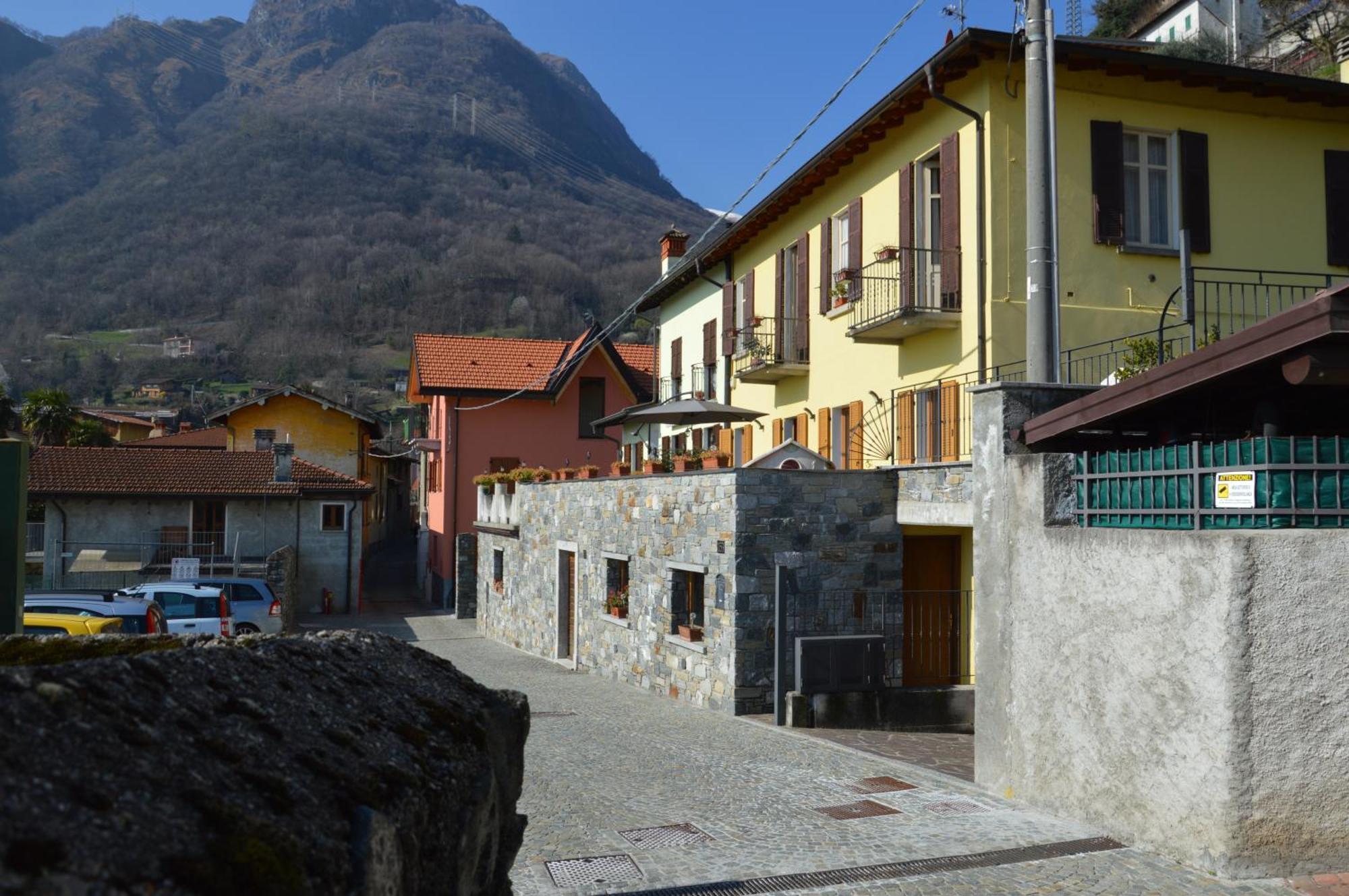Casa Carmen Apartment Lake Como Dongo Exterior photo