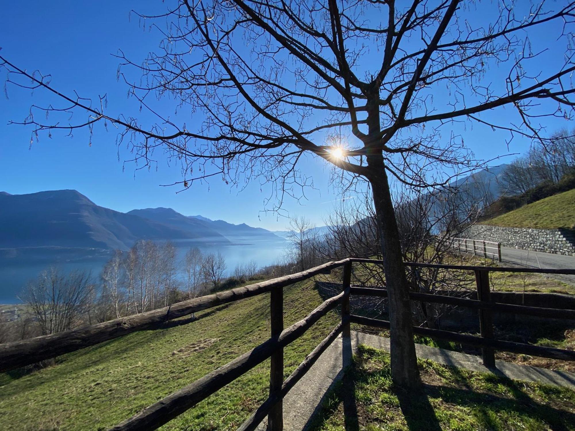 Casa Carmen Apartment Lake Como Dongo Exterior photo